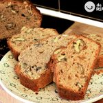 Bizcocho de nueces, un bollo fácil para meriendas caseras