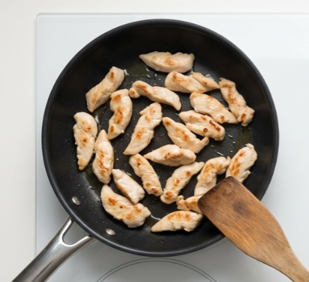 Fideos japoneses (Udon Noodle) con pollo al curry