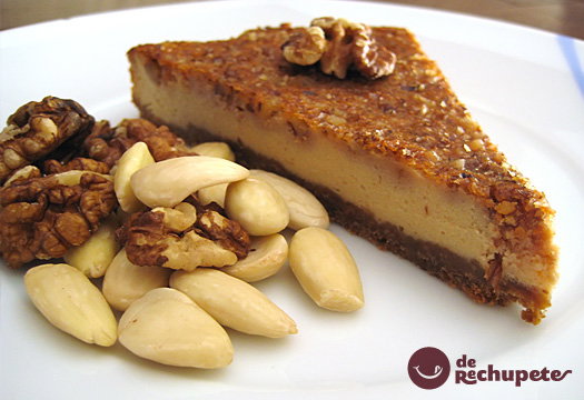 Receta de tarta de turrón con frutos secos