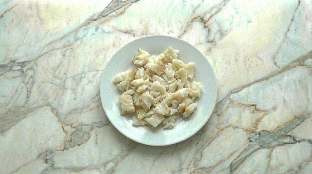 Ensalada de alubias con bacalao. Receta fácil, fresca y llena de sabor