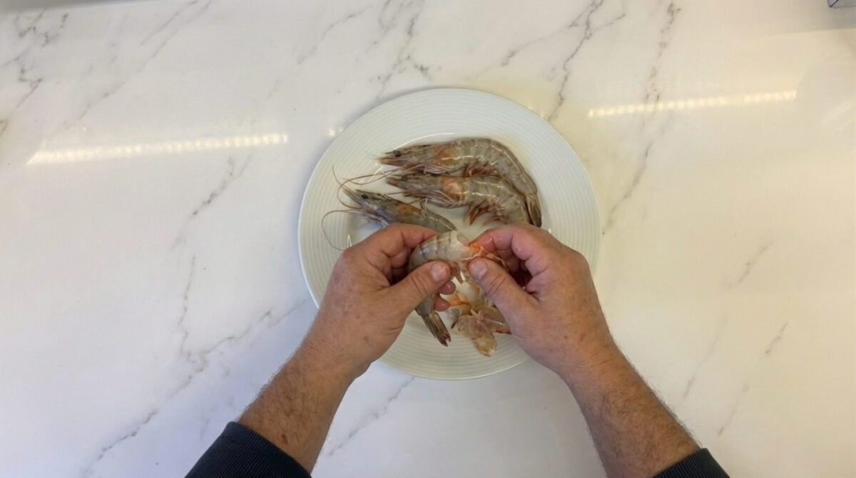 Ensalada templada de langostinos en tempura
