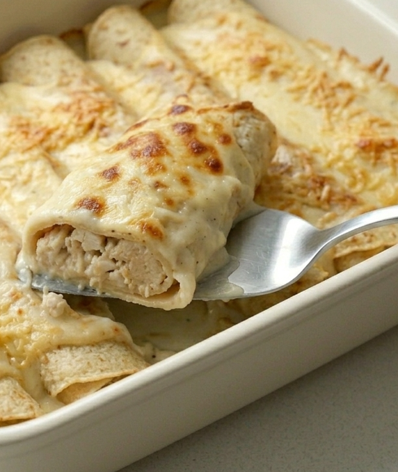 Crepes rellenos de pollo con mousse de foie