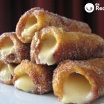 Canutillos de torrija rellenos de crema. Receta paso a paso