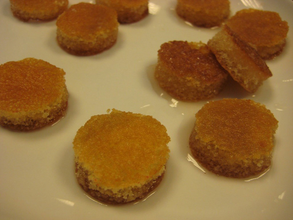 Mousse de chocolate con glaseado brillante