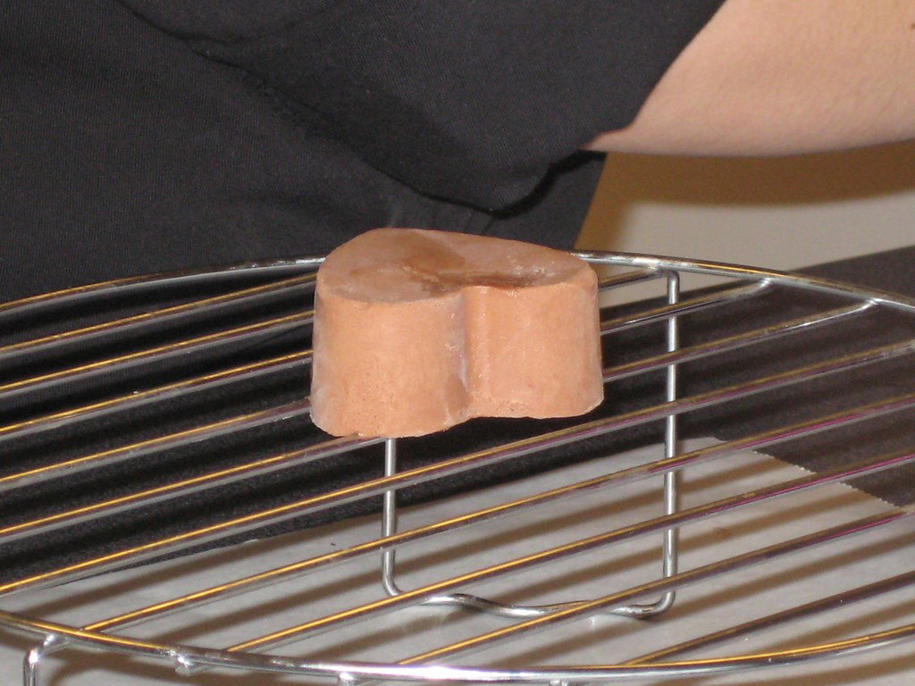 Mousse de chocolate con glaseado brillante