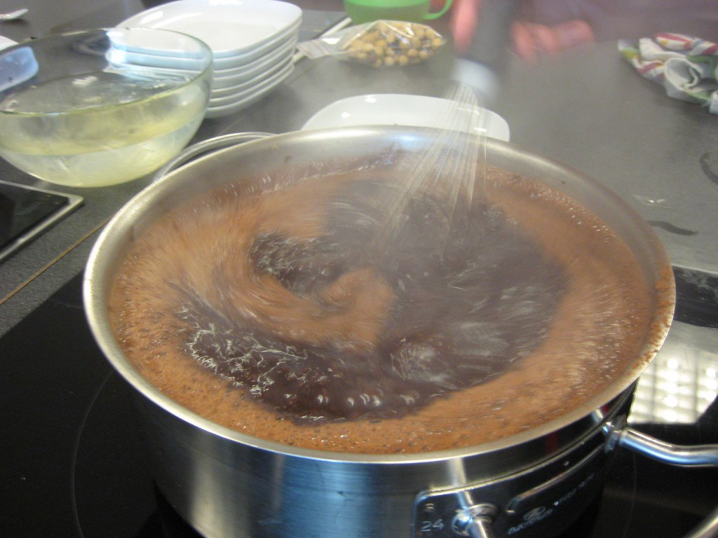 Mousse de chocolate con glaseado brillante
