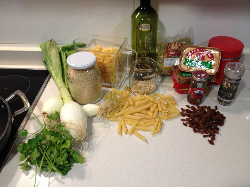 Pasta con sardinas. Receta siciliana