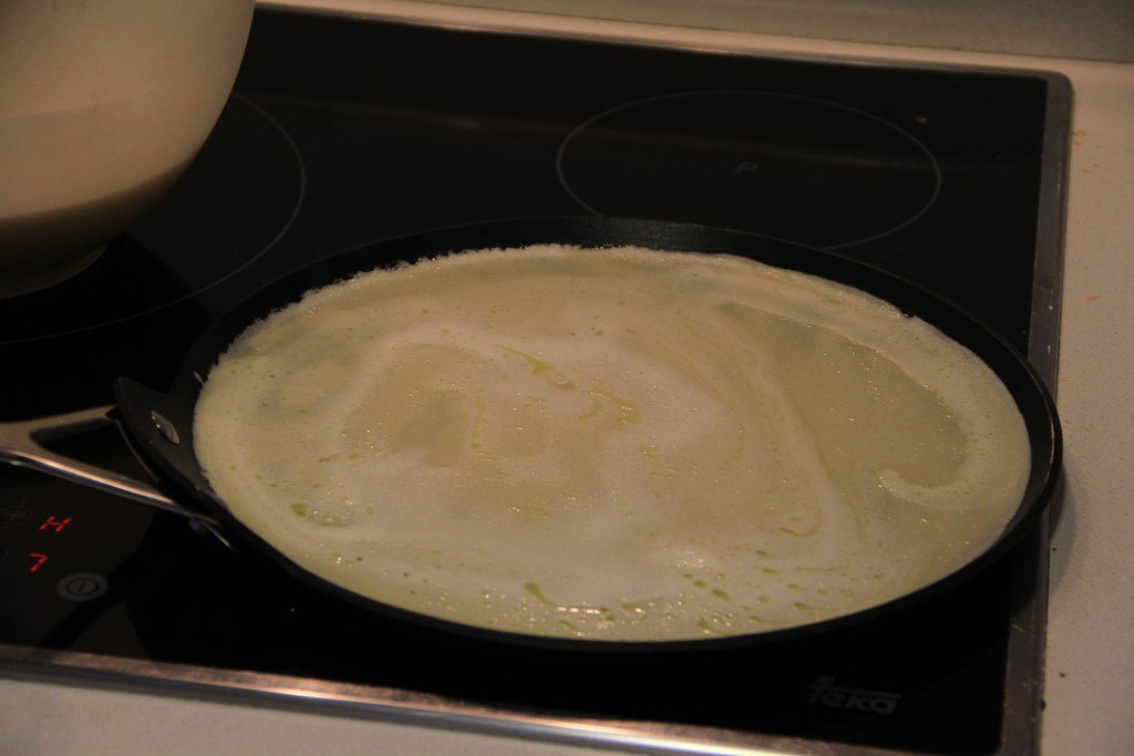 Palatschinken o crêpes rellenos de chocolate y plátano