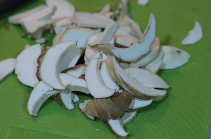 Garbanzos a la marinera con almejas y setas