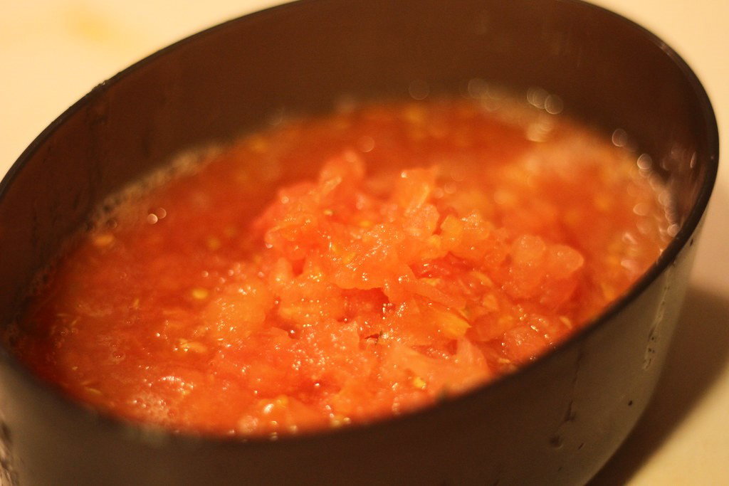 Garbanzos con setas y rape. Receta de Otoño