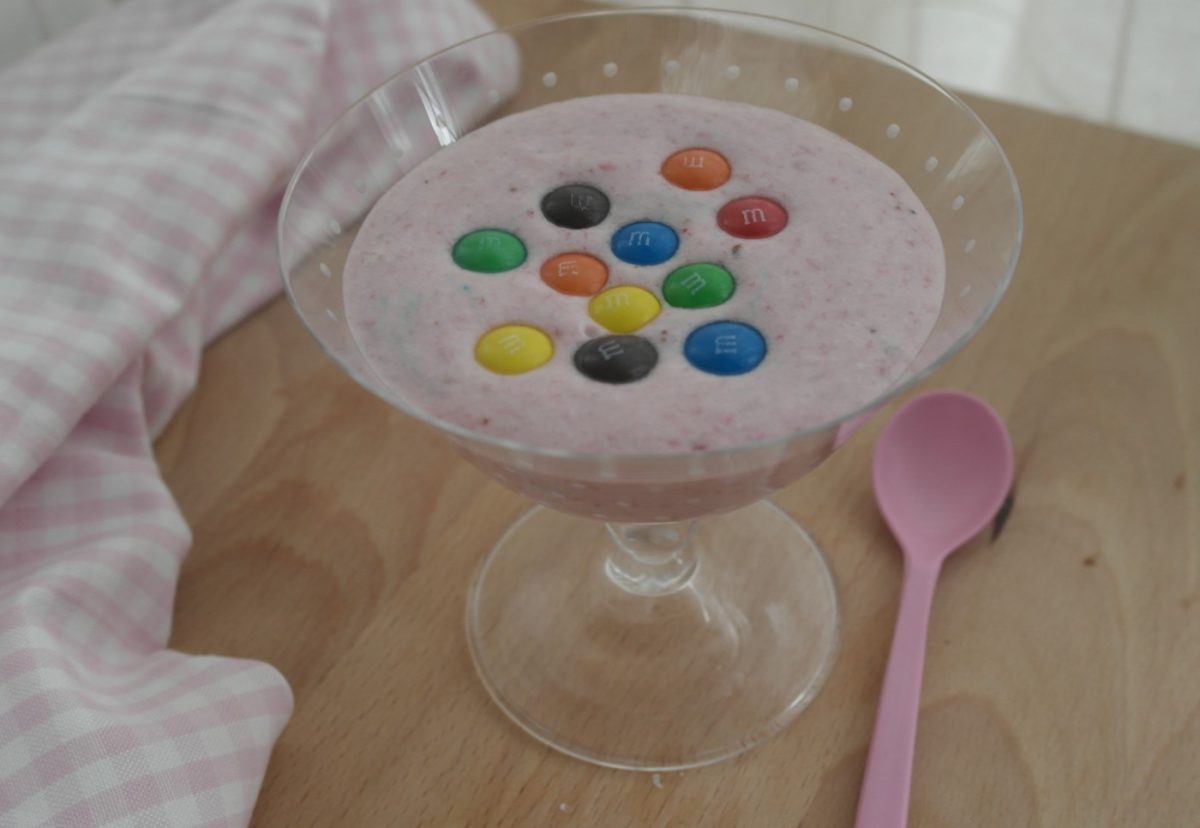 Mousse de Fresa y M&M's