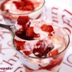 Tiramisú de fresas. Un dulce rápido y delicioso paso a paso