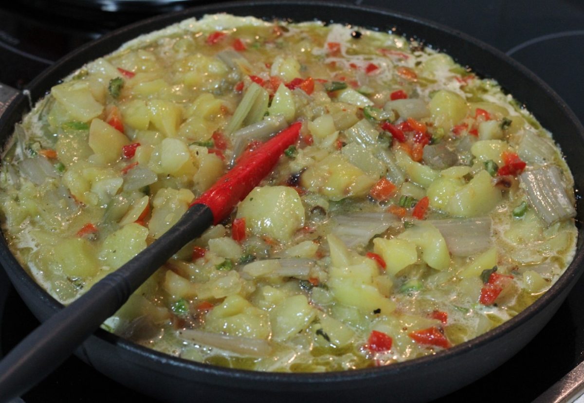 Cómo preparar una tortilla vegetal o con verduras