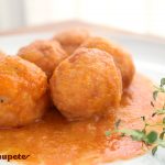 Cómo hacer albóndigas de pollo en salsa