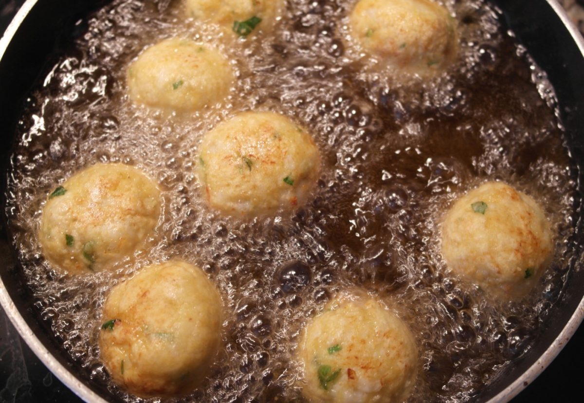 Albóndigas de merluza con salsa verde