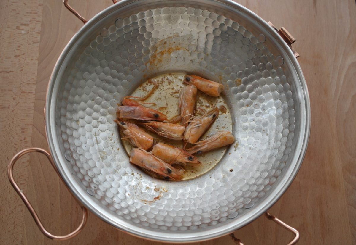 Cataplana de pescado y mariscos. Receta portuguesa