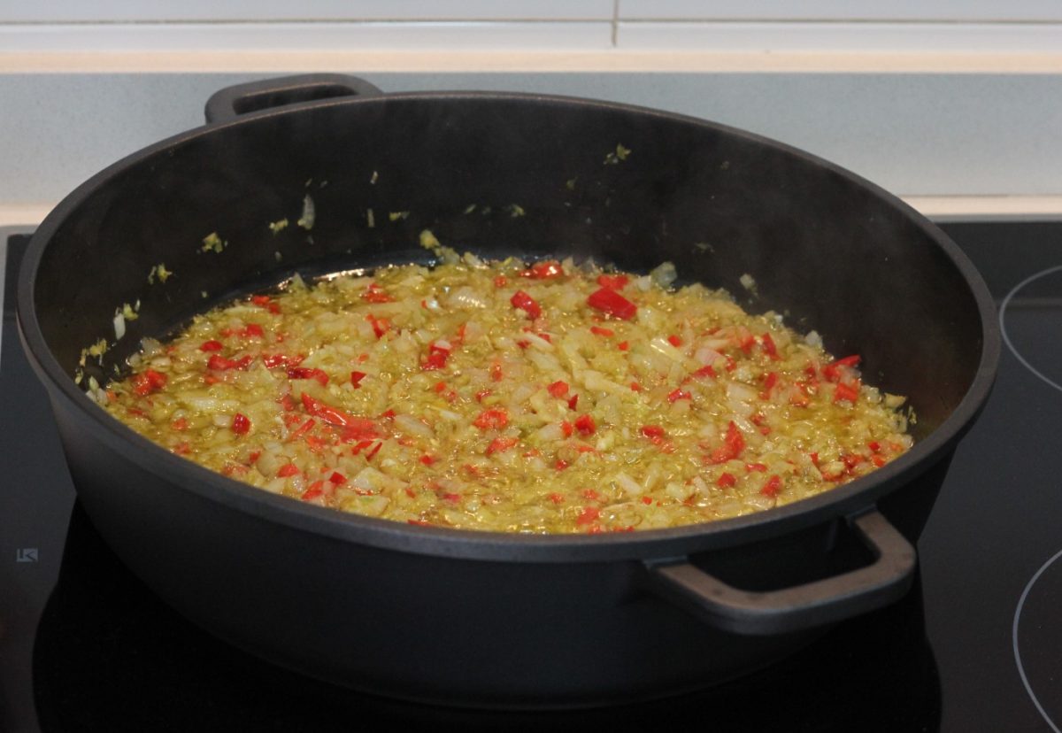 Fabes con bacalao y almejas
