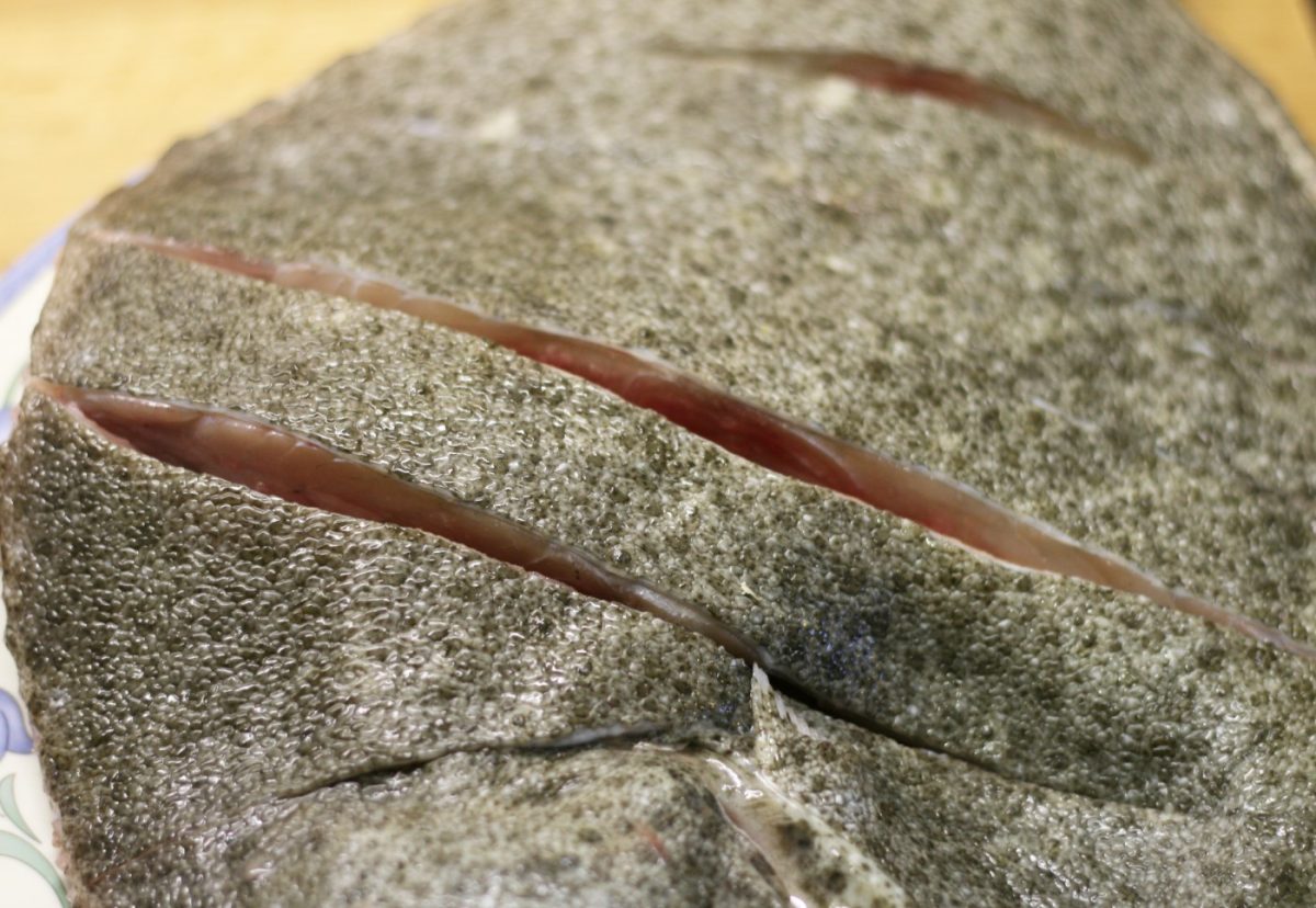 Rodaballo al horno con almejas