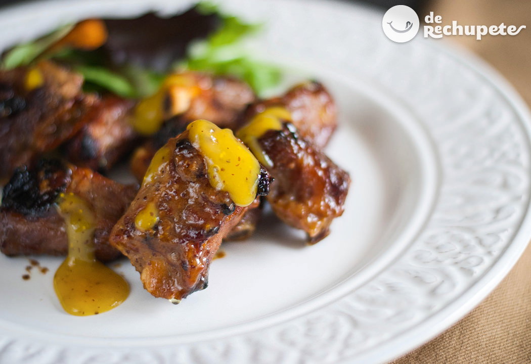 Costillas caramelizadas con mostaza y miel