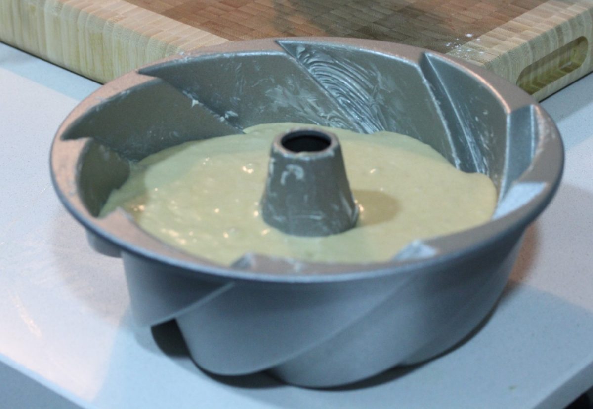 Bizcocho fácil de turrón de Jijona. Postre navideño