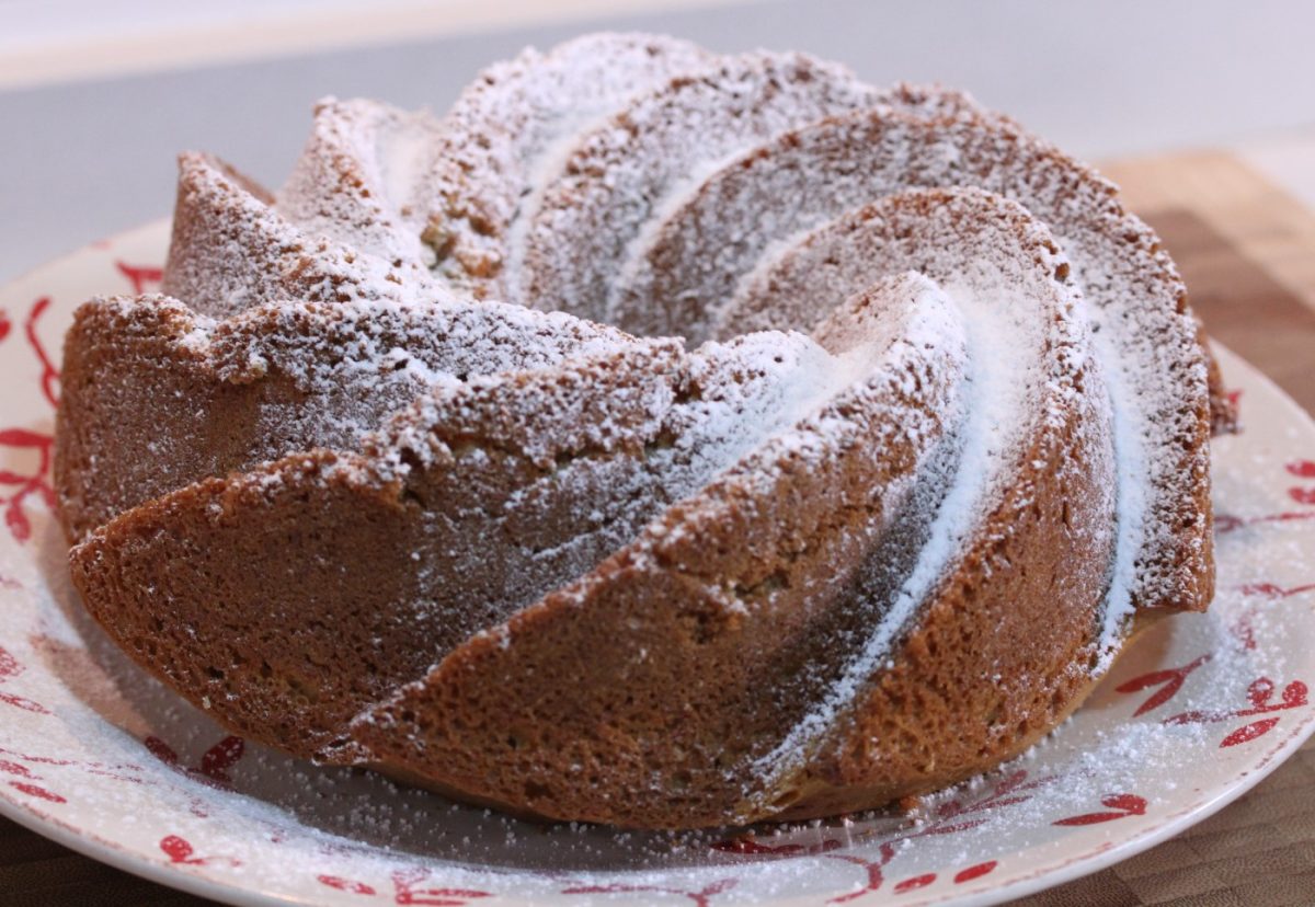 Bizcocho fácil de turrón de Jijona. Postre navideño