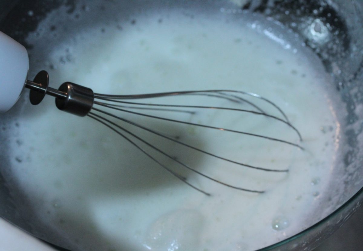 Bizcocho fácil de turrón de Jijona. Postre navideño