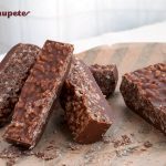 Turrón de chocolate con arroz inflado al estilo Suchard