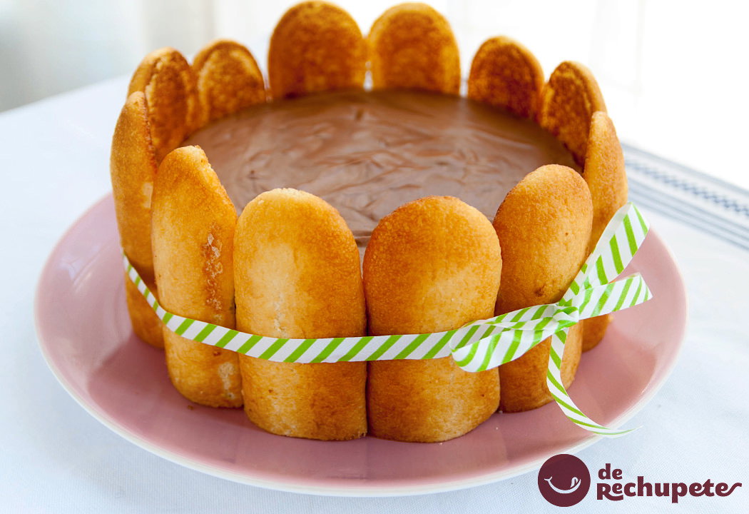 Tarta charlota de chocolate
