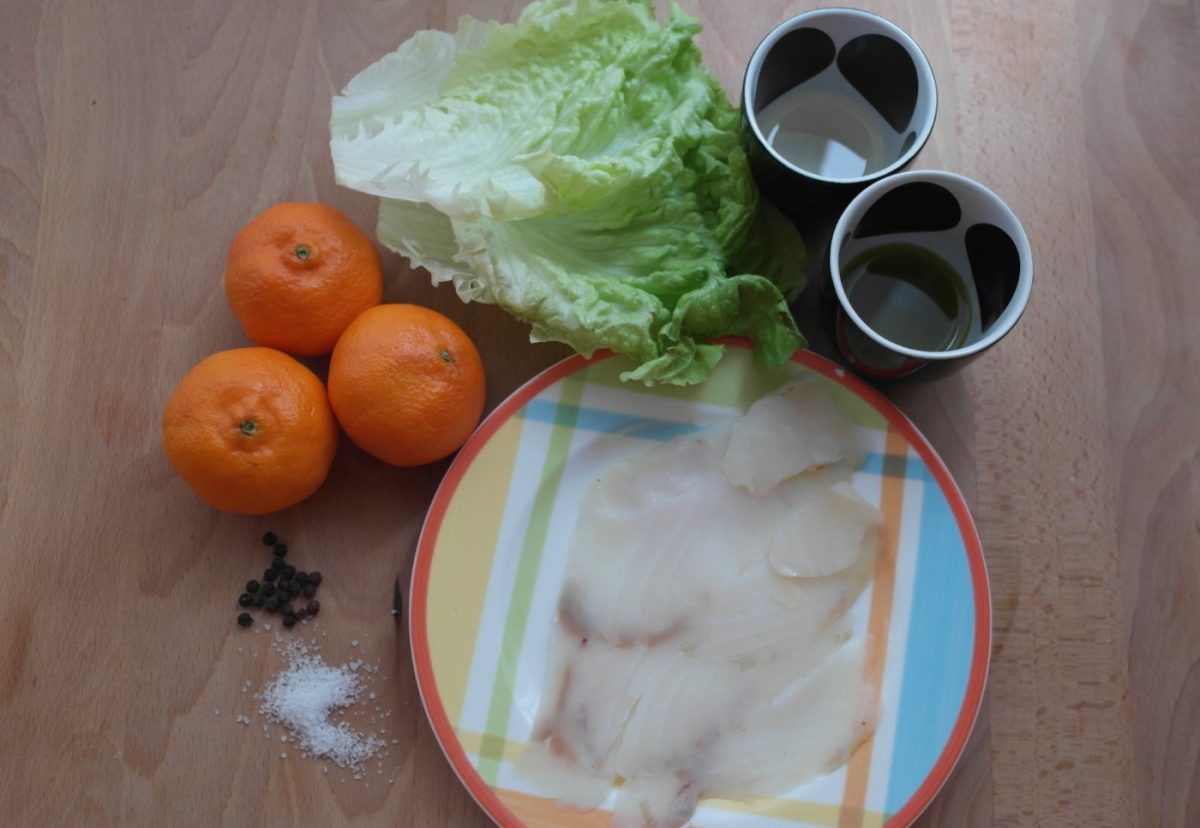Ensalada de bacalao y mandarinas