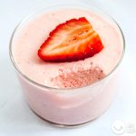 Mousse de fresas con  ingredientes