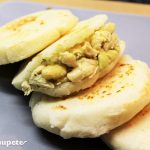 Arepas rellenas con pollo. Receta casera paso a paso y fáciles