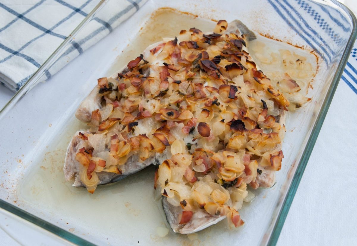 Dorada al horno con almendras