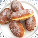 Pepitos rellenos de crema pastelera. Receta casera paso a paso