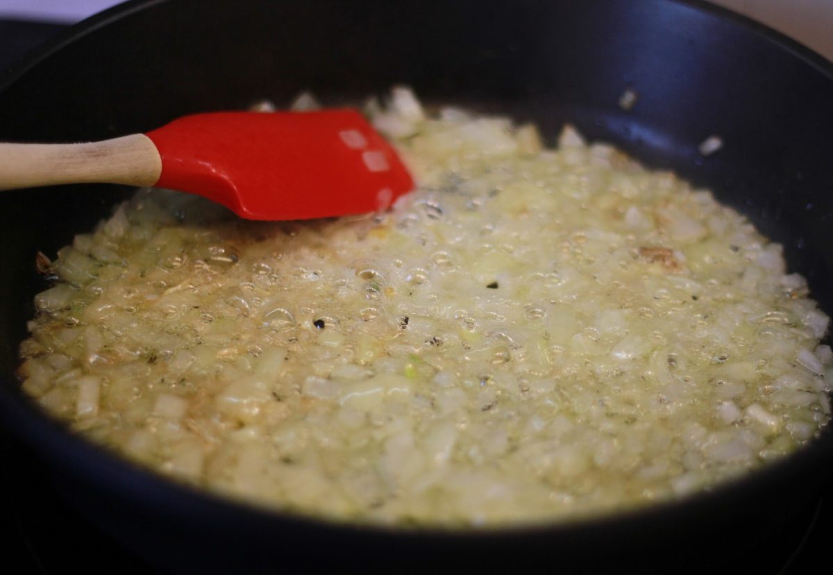 Gulas al ajillo con champiñones