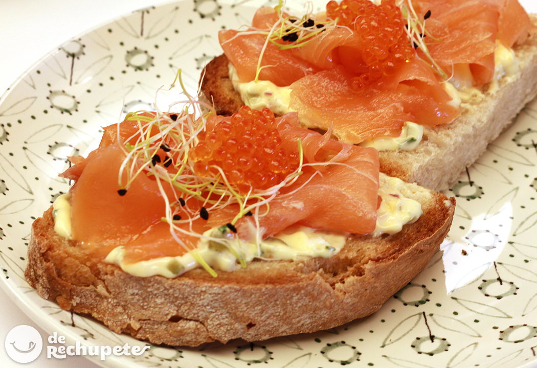 Salmón ahumado con salsa tártara paso a paso