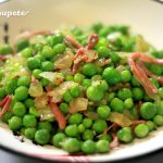 Guisantes con jamón. Receta fácil y casera paso a paso