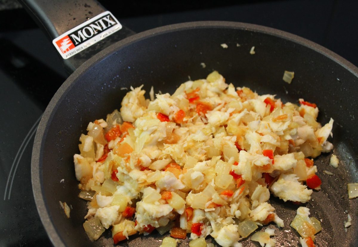 Patatas rellenas de pescado