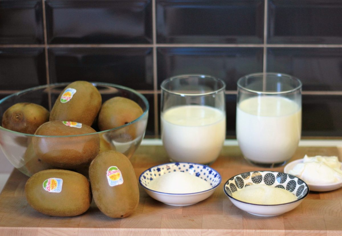 Panacota con kiwi (Panna cotta)