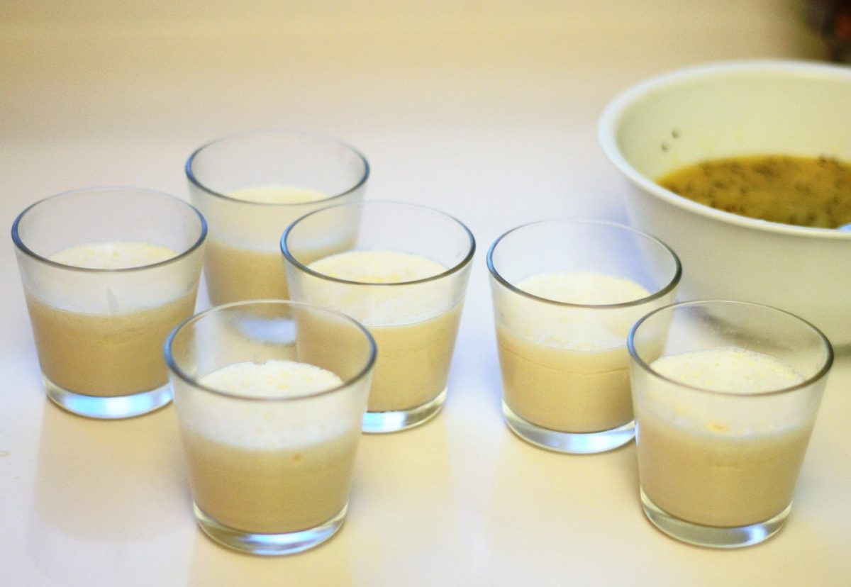Panacota con kiwi (Panna cotta)