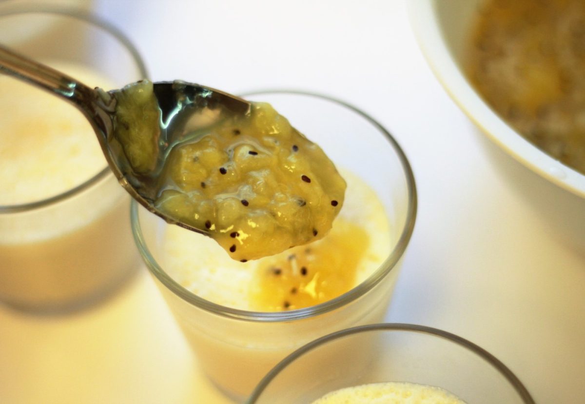 Panacota con kiwi (Panna cotta)