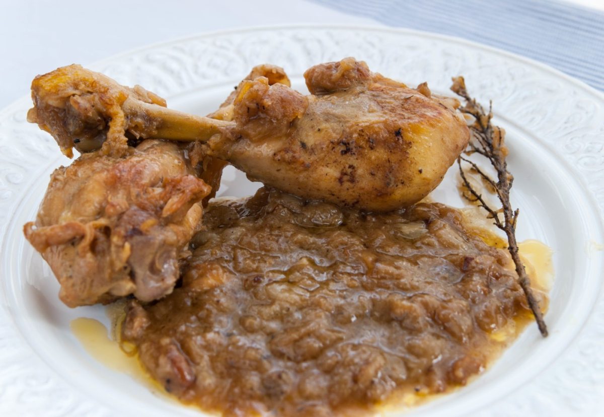Muslos de pollo en salsa de cerveza