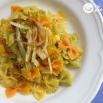 Pasta con manzana y curry al limón
