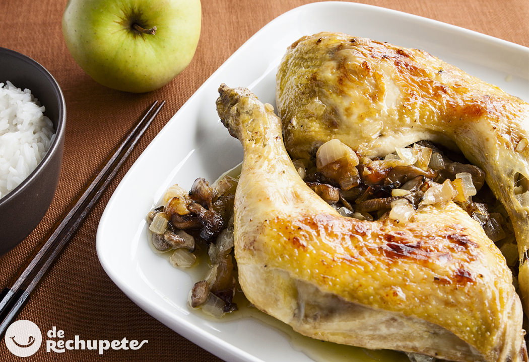 Pollo asado con manzana y setas