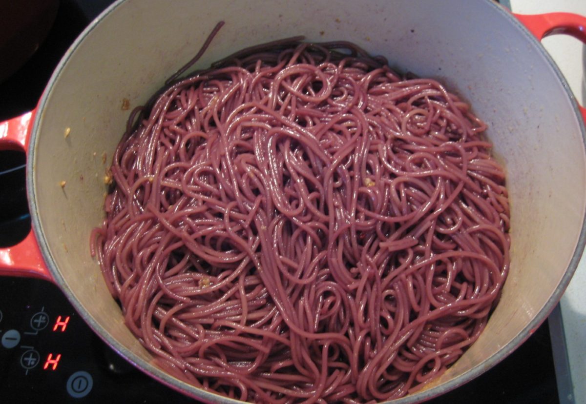 Espaguetis borrachos en vino (Spaghetti dell'Ubriacone)