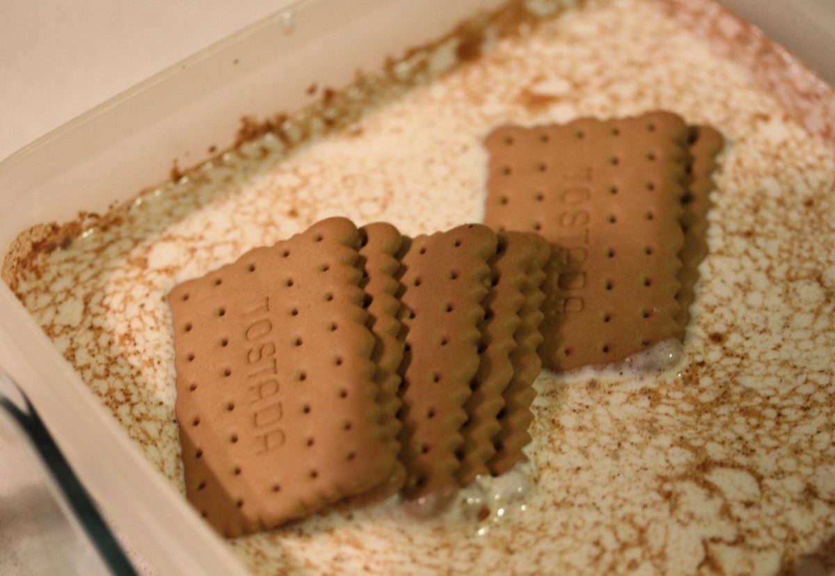 Tarta de galletas con chocolate
