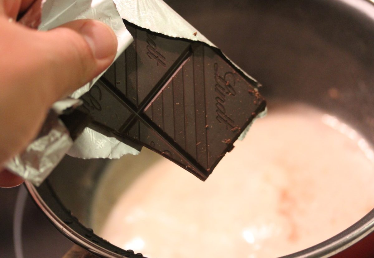 Tarta de galletas con chocolate