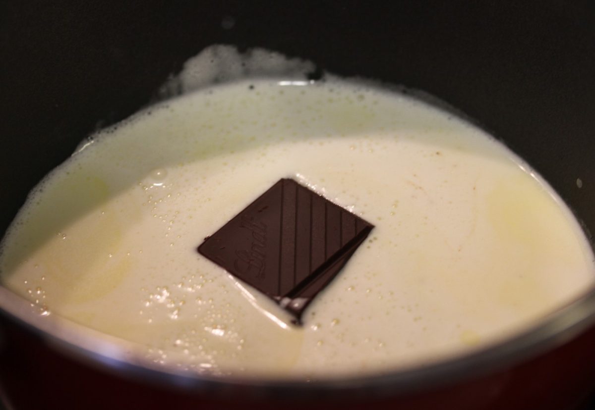 Tarta de galletas con chocolate