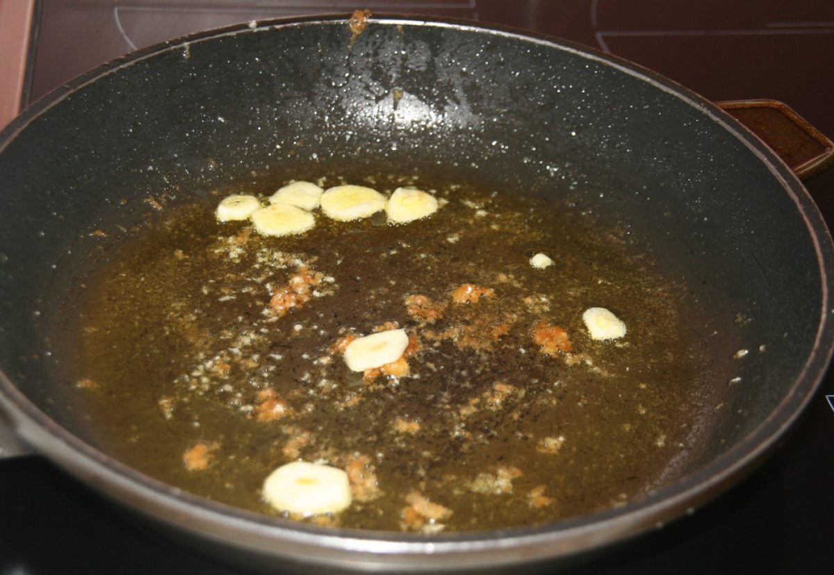 Bacalao a la tranca con pimientos asados