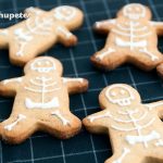 Galletas de jengibre esqueletos. Halloween Gingerbread