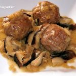 Albóndigas en salsa de setas